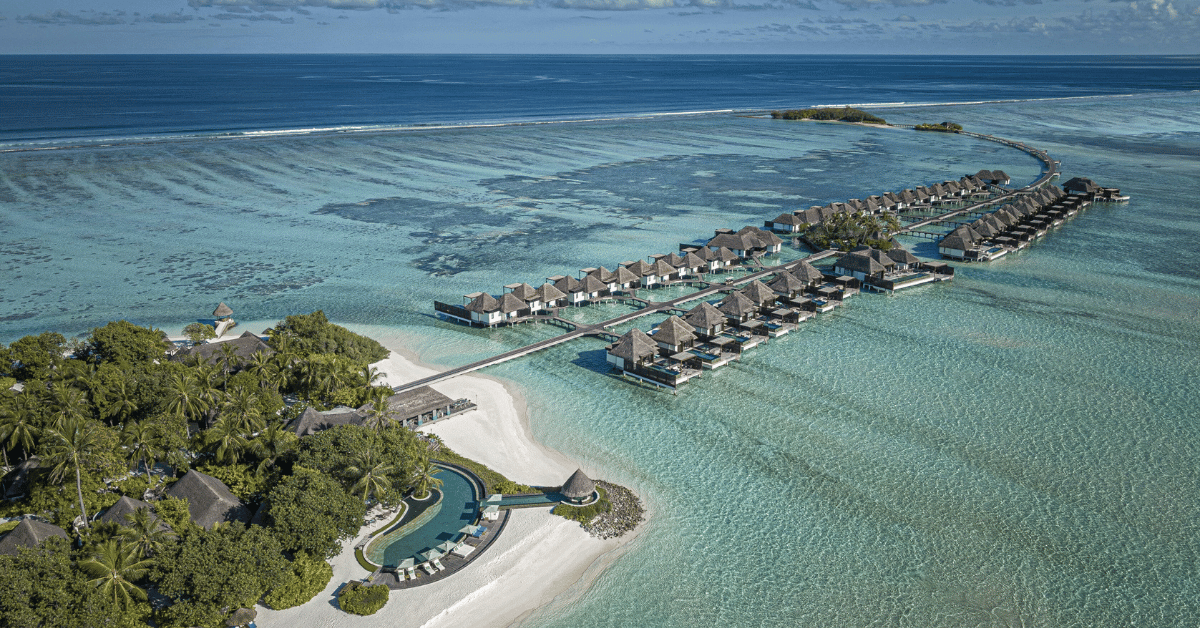 best overwater bungalows in Maldives